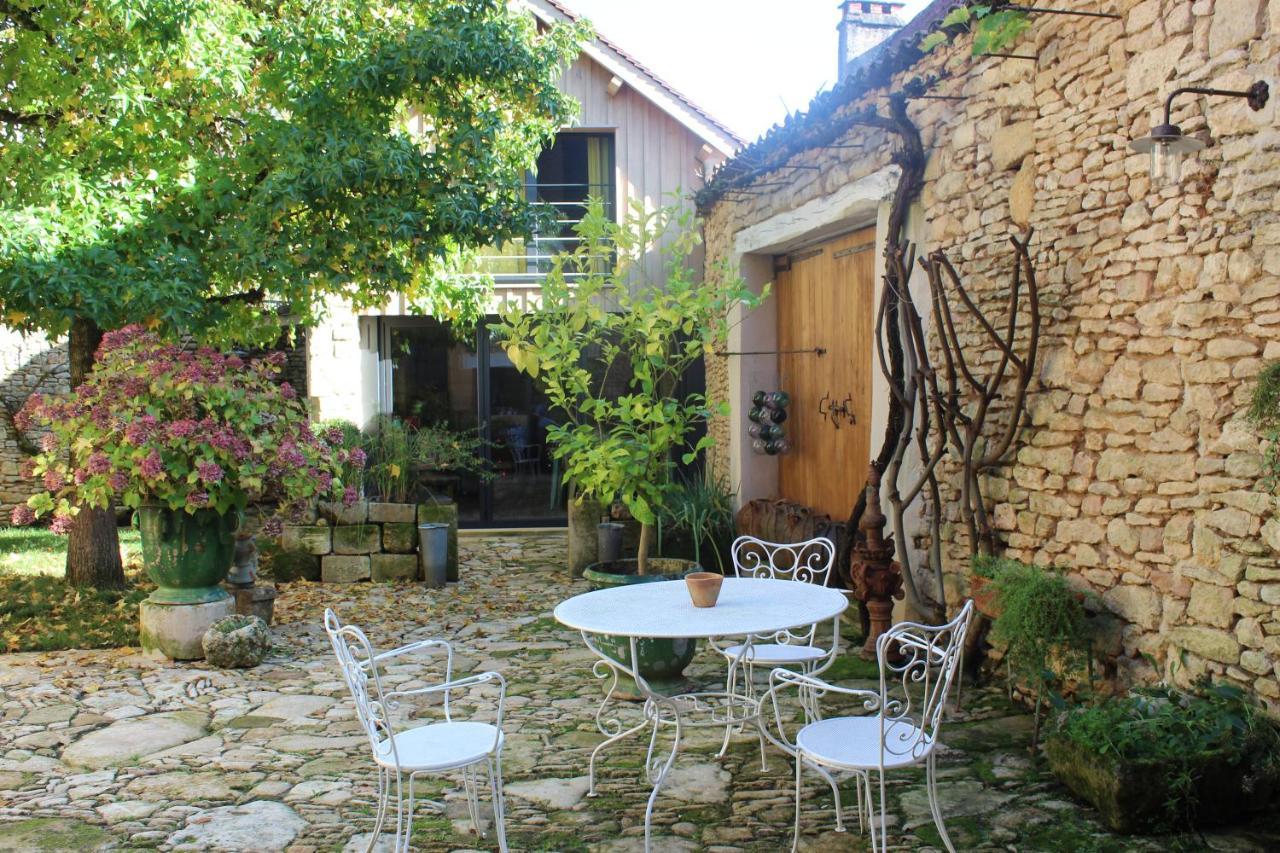 Le Clos Des Songes Saint-Leon-sur-Vezere Buitenkant foto